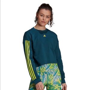 💫 Like new! 💫 Adidas cropped sweatshirt, L